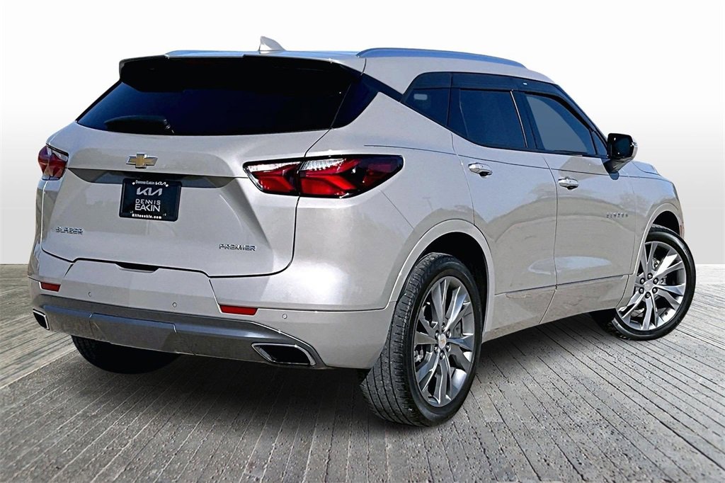 Used 2021 Chevrolet Blazer Premier w/ Driver Confidence II Package image 2