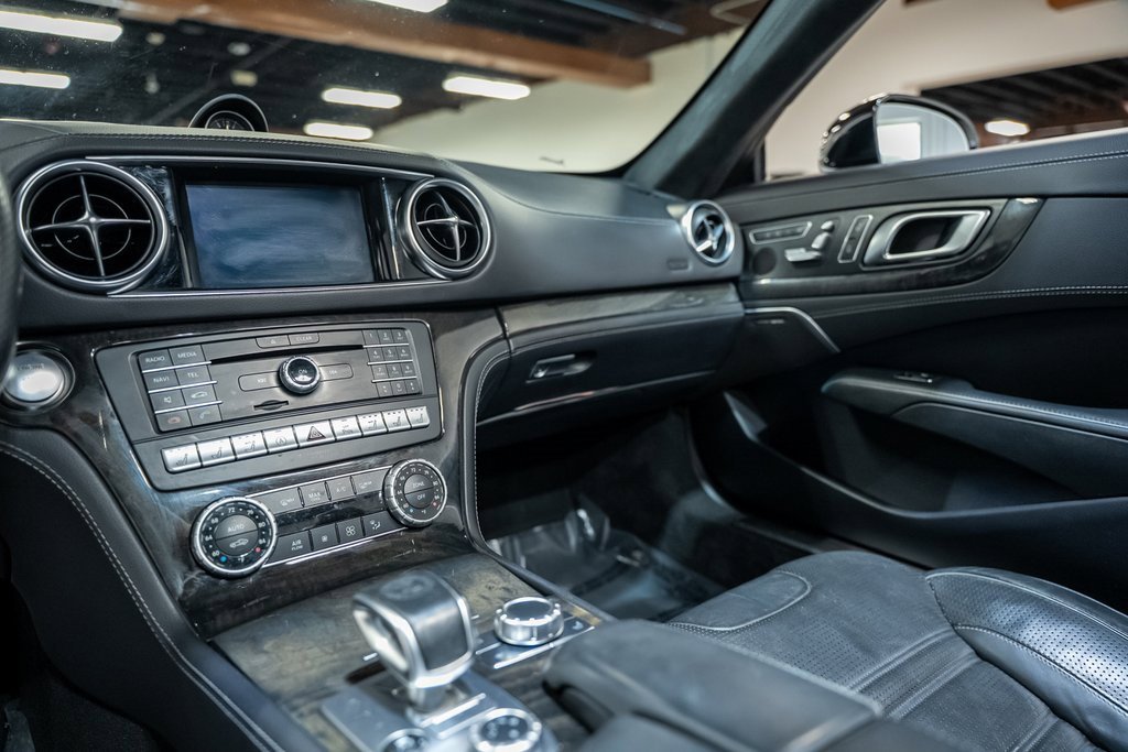 Used 2017 Mercedes-Benz SL 63 AMG image 40