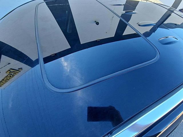 Used 2019 Buick Enclave Avenir w/ Avenir Technology Package image 10