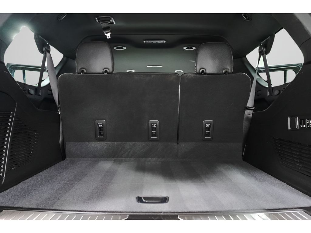 Used 2023 Chevrolet Suburban Premier AWD/4WD image 40