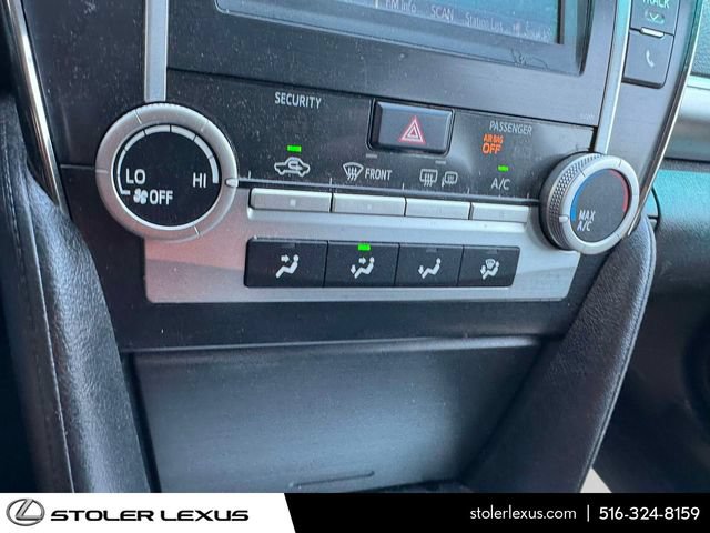 Used 2014 Toyota Camry SE FWD image 35