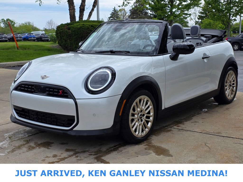 Used 2025 MINI Cooper S FWD image 7