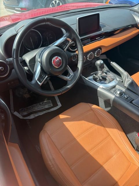 Used 2017 FIAT 124 Spider Lusso image 9