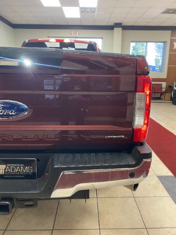 Used 2017 Ford F250 Lariat w/ Chrome Package RWD image 12