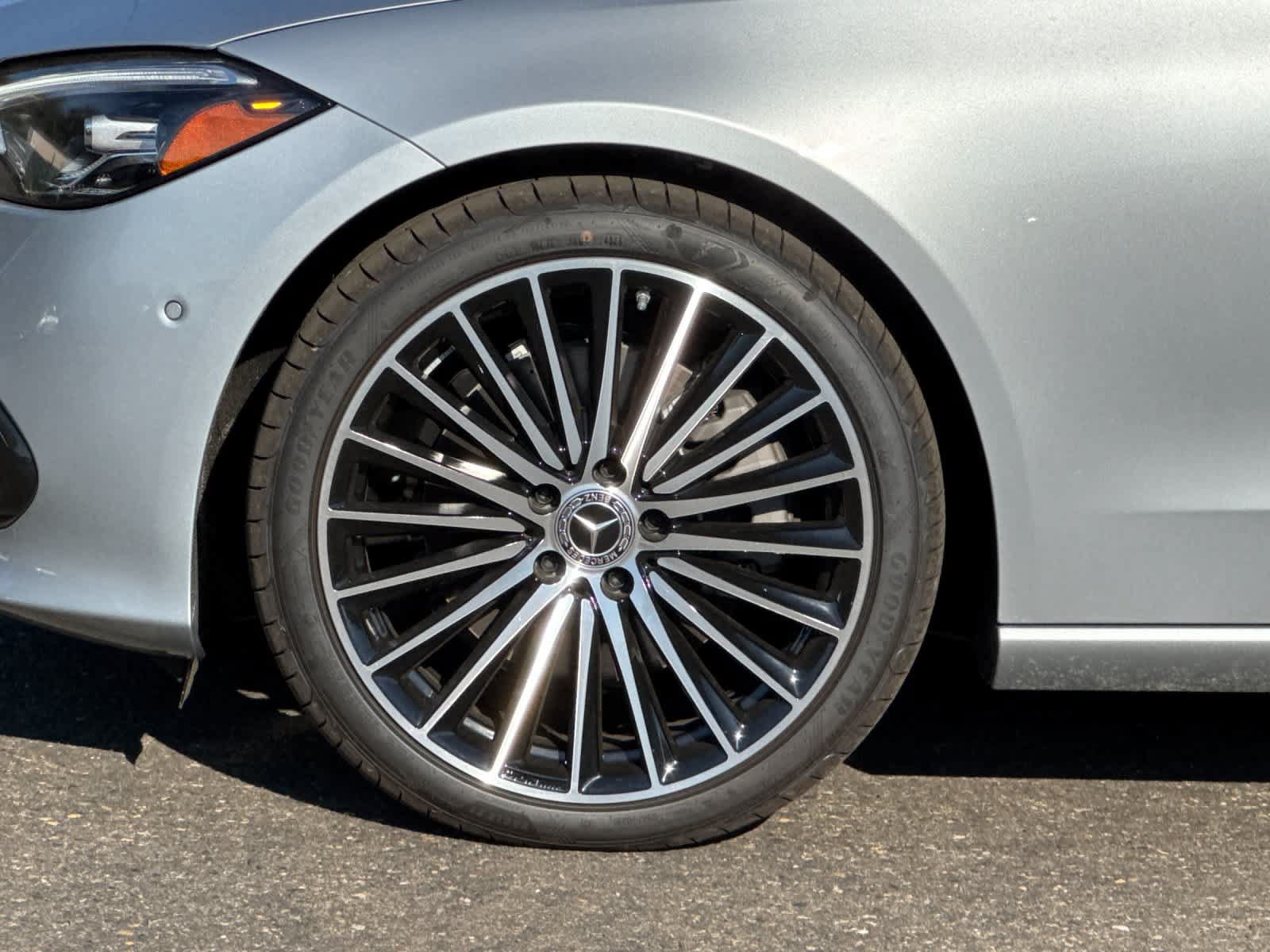New 2026 Mercedes-Benz C 300 4MATIC Sedan image 24