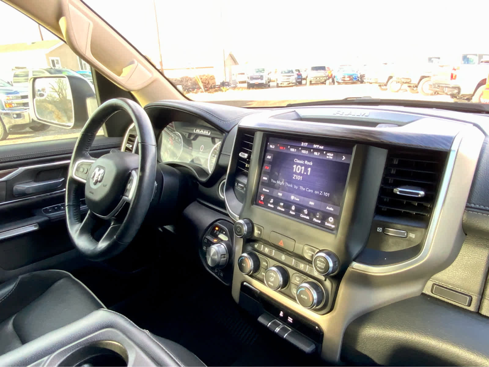 Used 2020 RAM 1500 Laramie w/ Off Road Group image 49