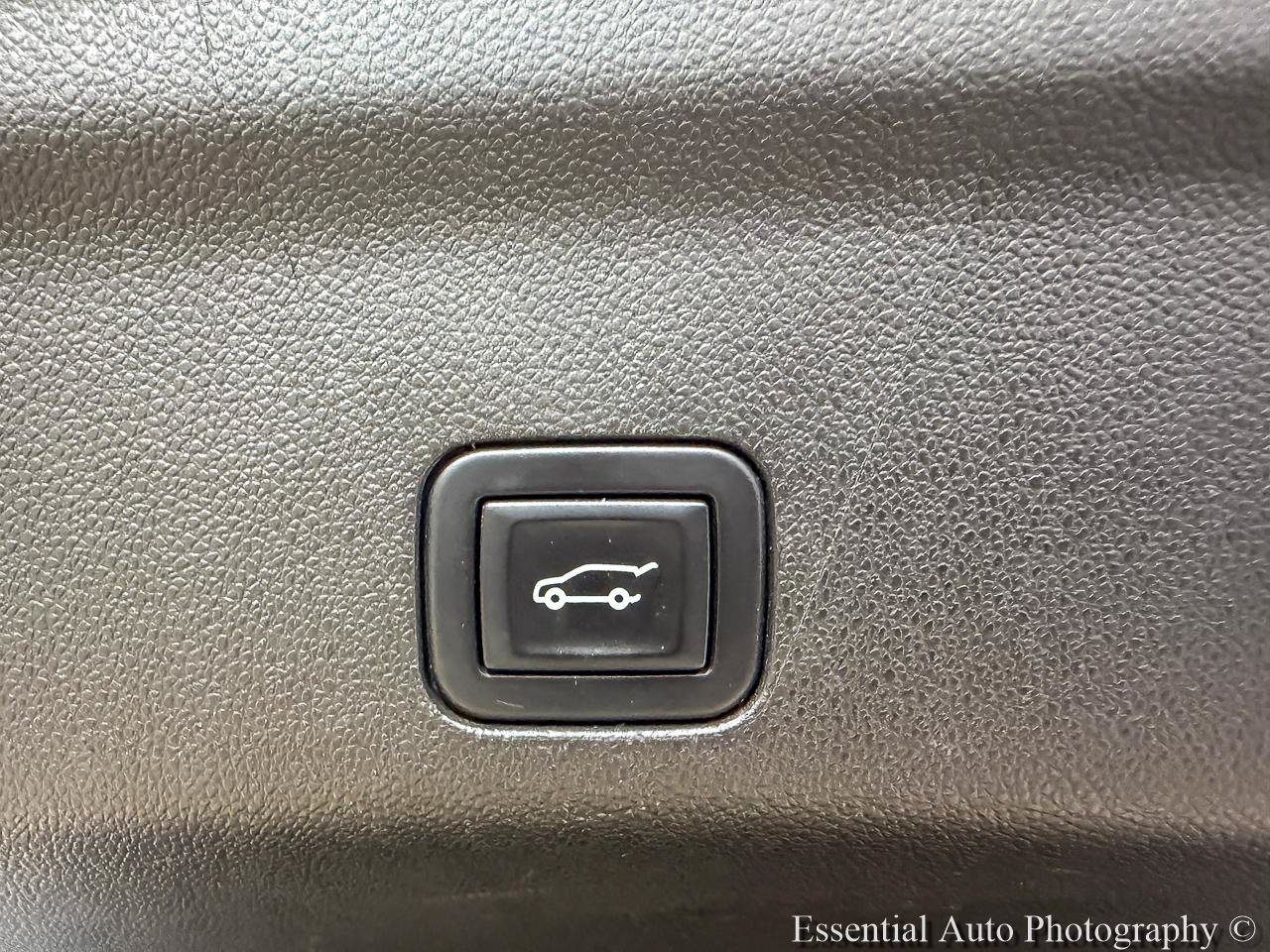 Used 2021 Chevrolet Tahoe High Country AWD/4WD image 26