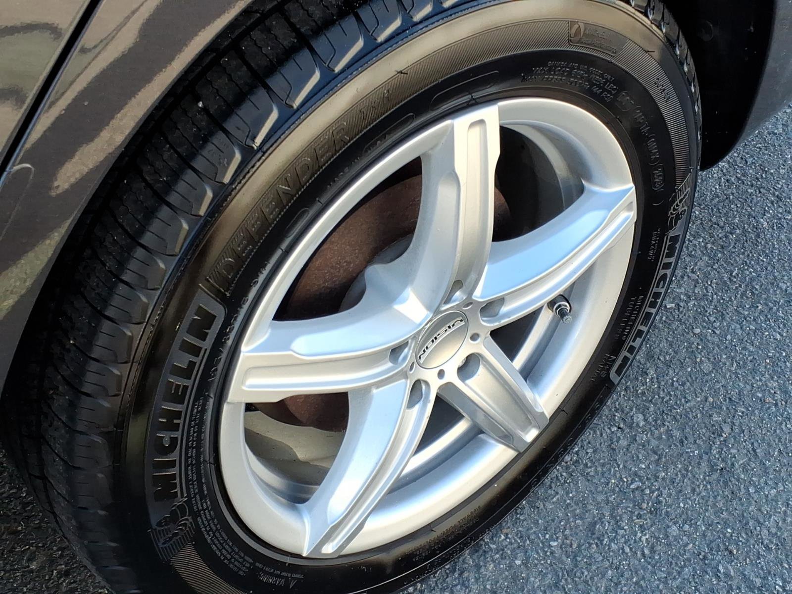 Used 2012 Toyota Corolla L image 10