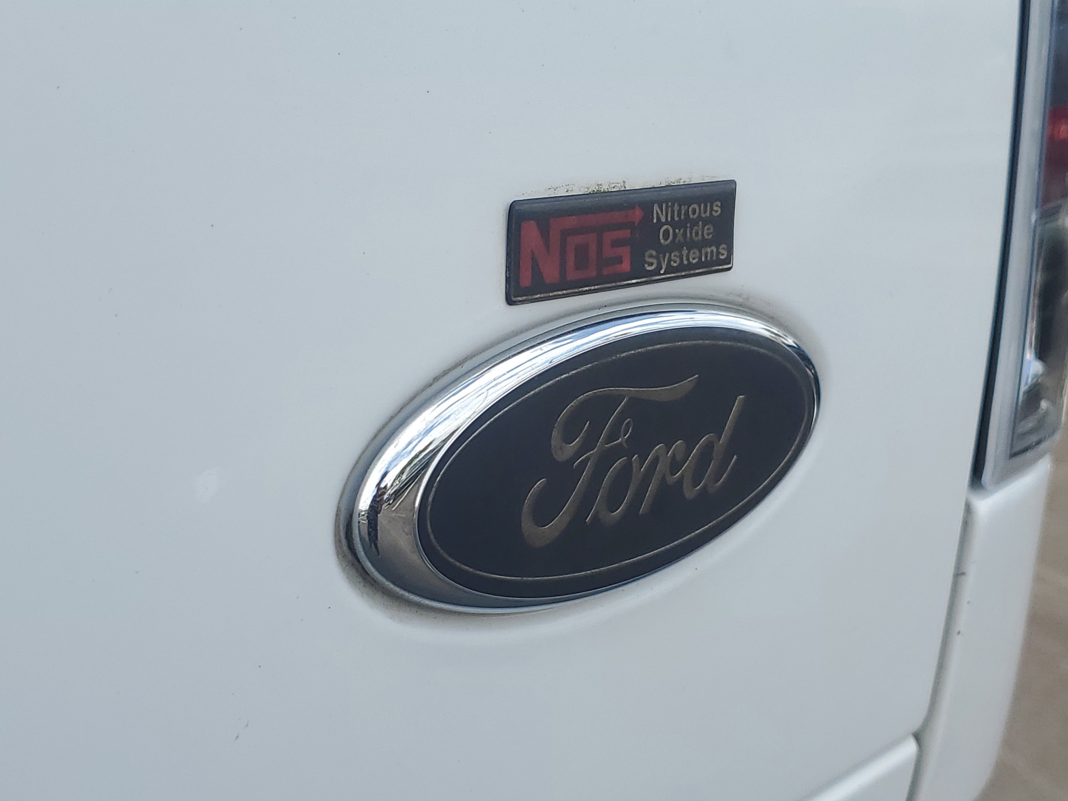 Used 2000 Ford F350 XL image 9