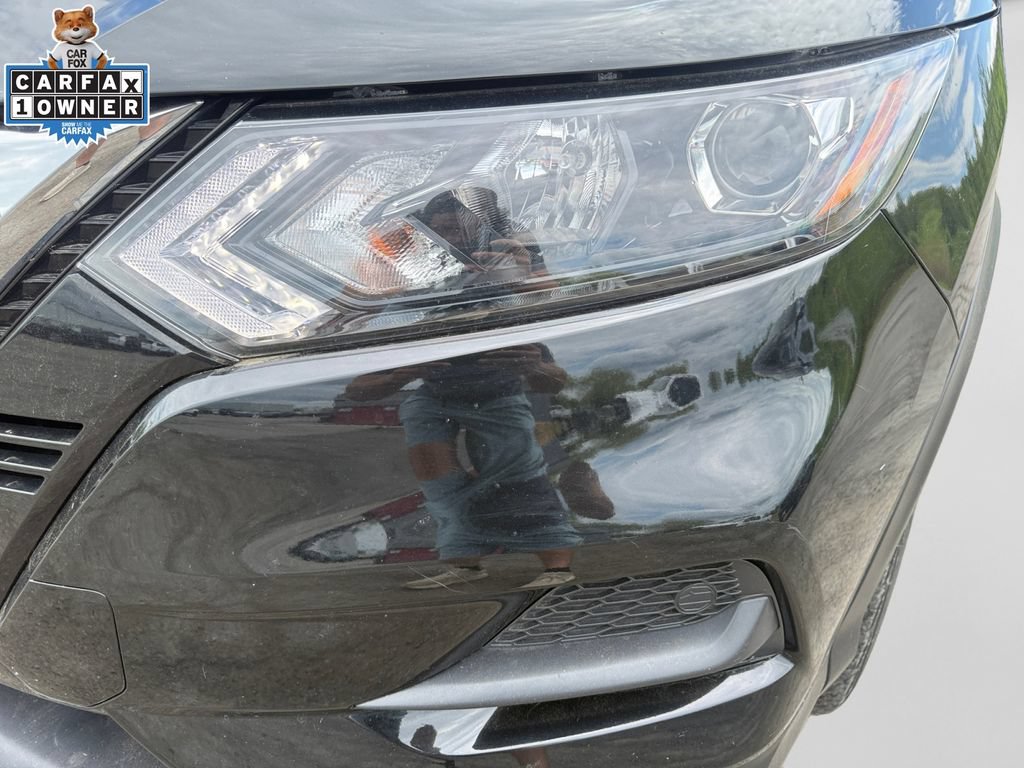 Certified 2022 Nissan Rogue Sport SV w/ Technology Package AWD/4WD image 22