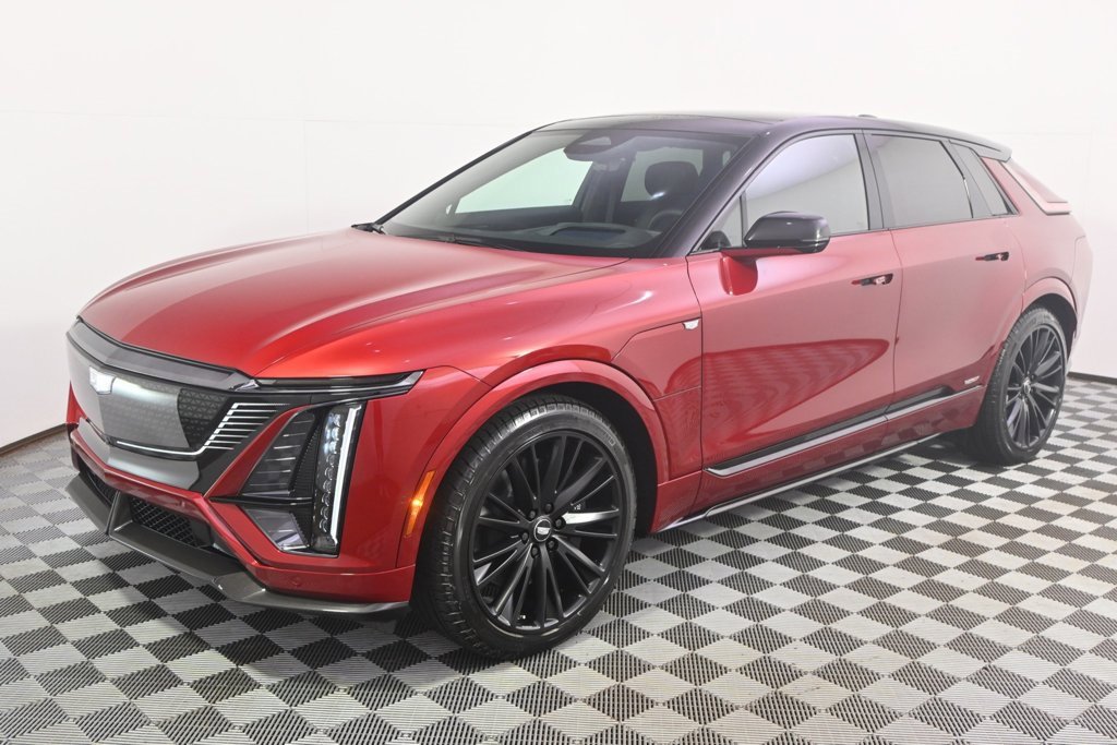 New 2026 Cadillac Lyriq V w/ Exterior Carbon Fiber Package image 2