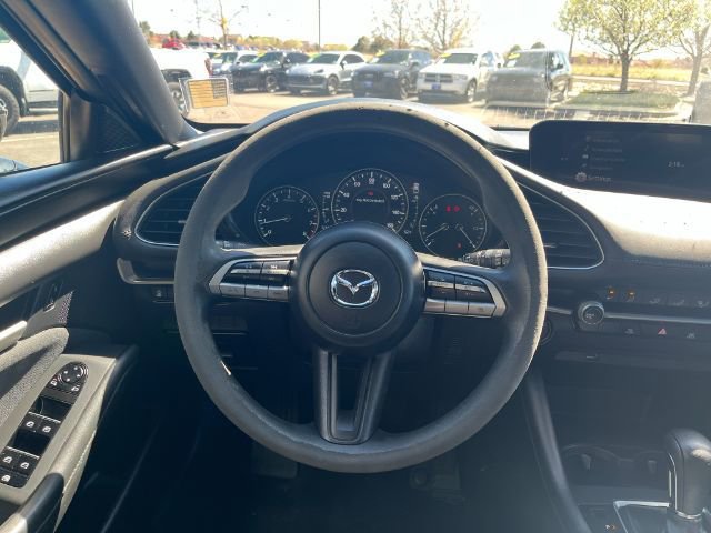 Used 2021 MAZDA MAZDA3 s image 14