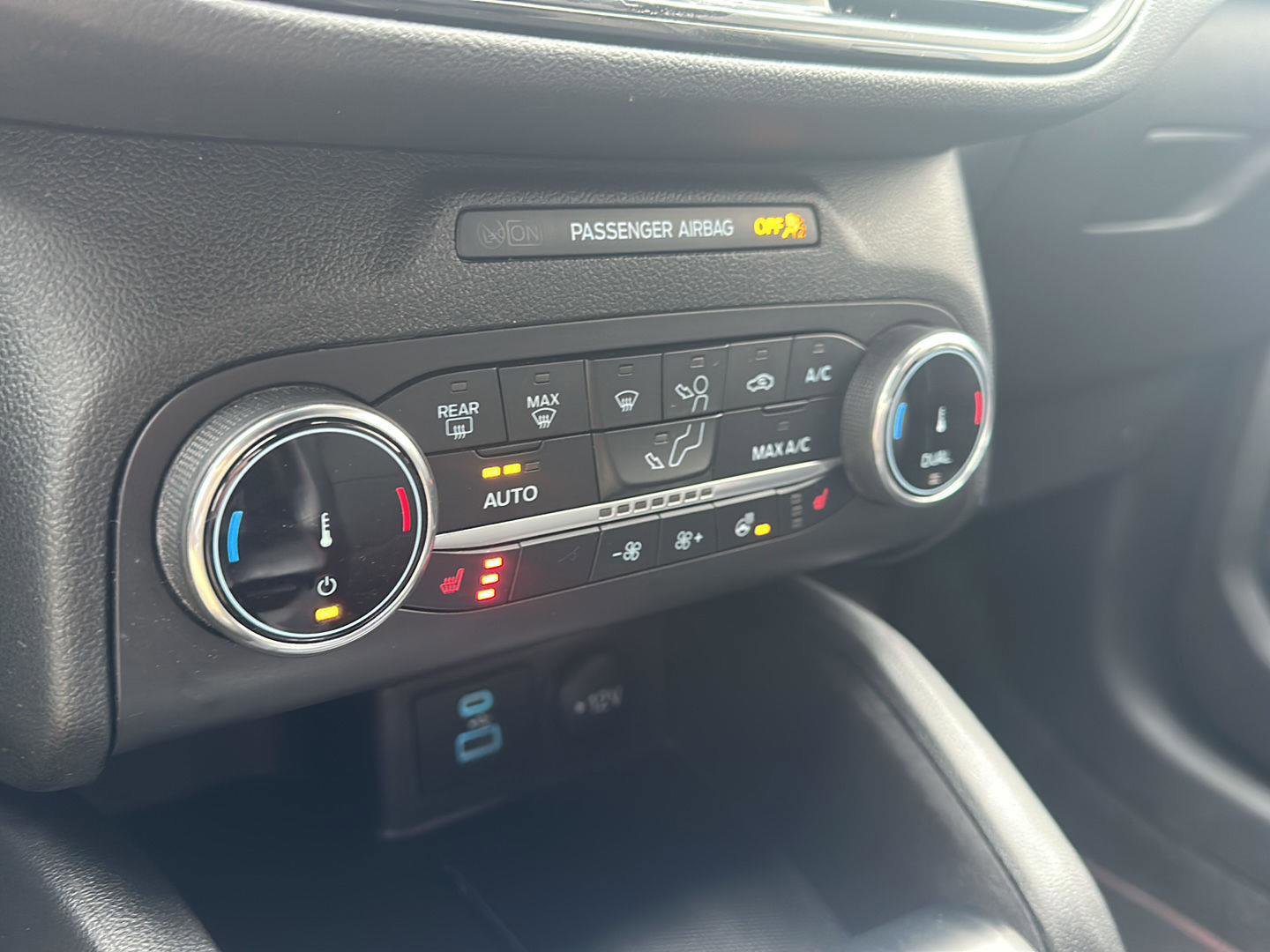 Used 2023 Ford Escape ST-Line image 21