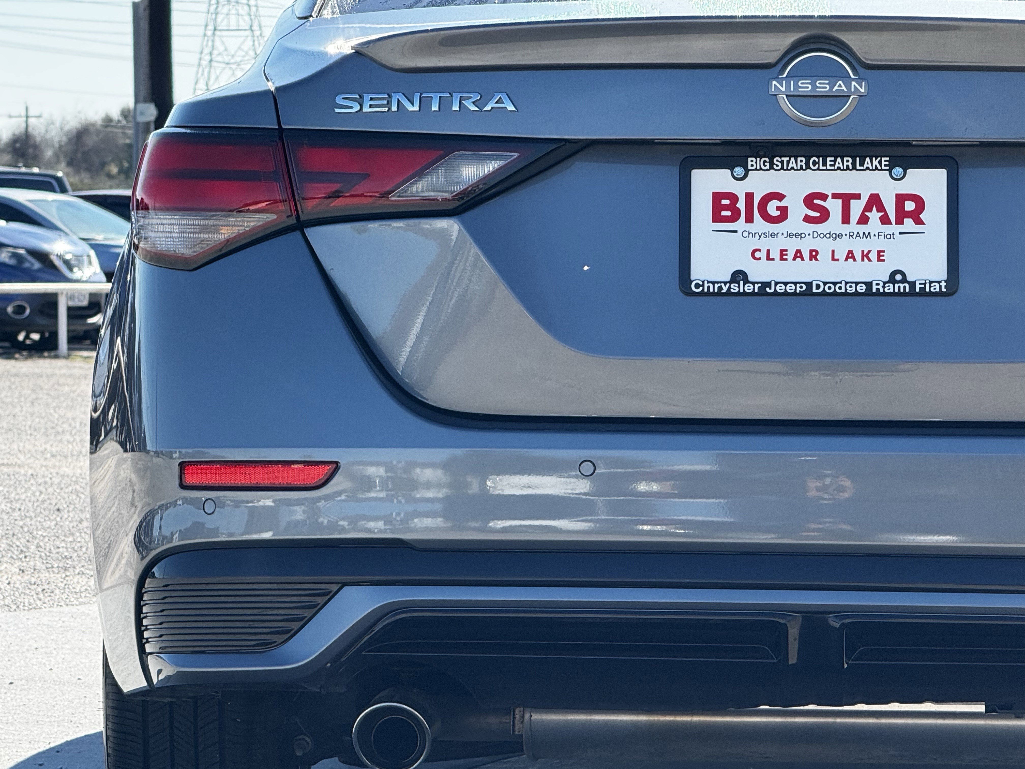 Used 2025 Nissan Sentra SR image 11