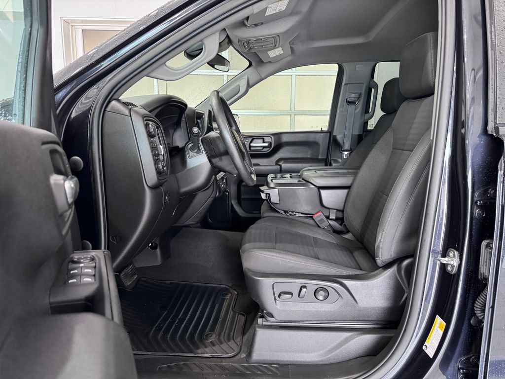 Certified 2023 Chevrolet Silverado 1500 Custom AWD/4WD image 11