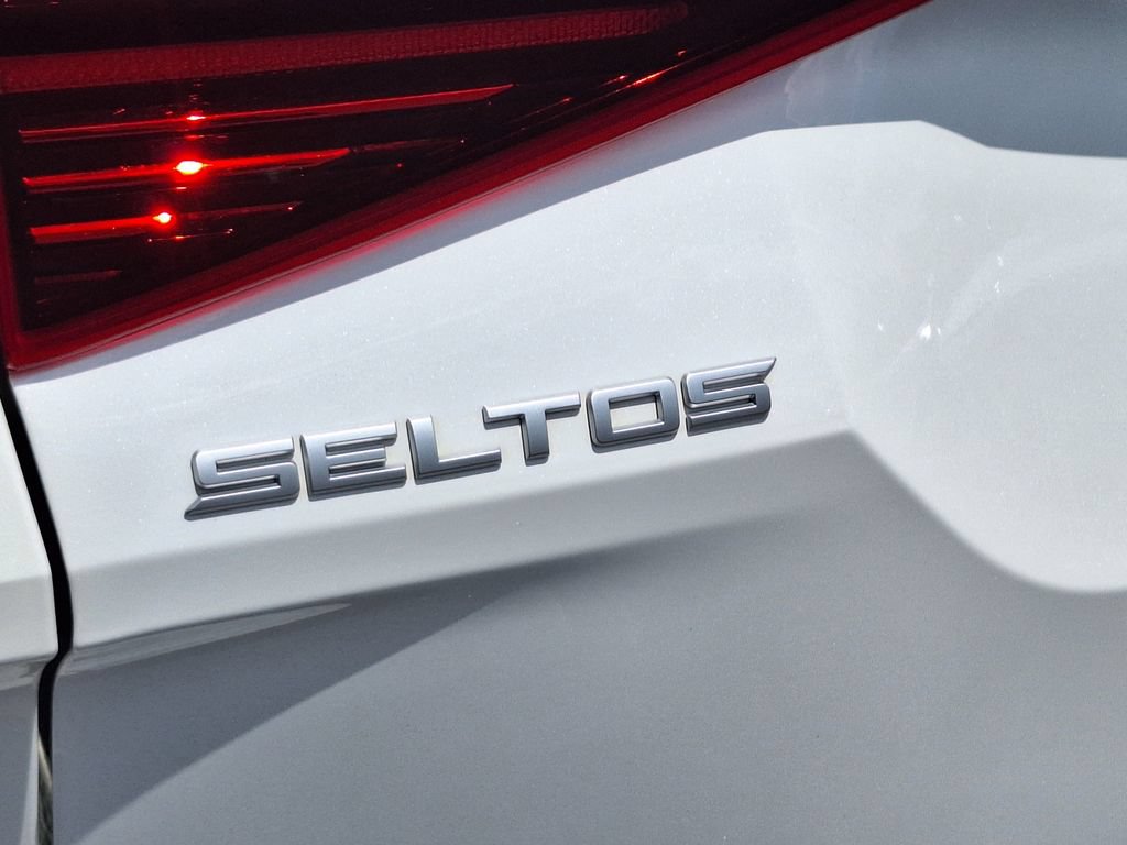 Used 2023 Kia Seltos EX AWD/4WD image 28
