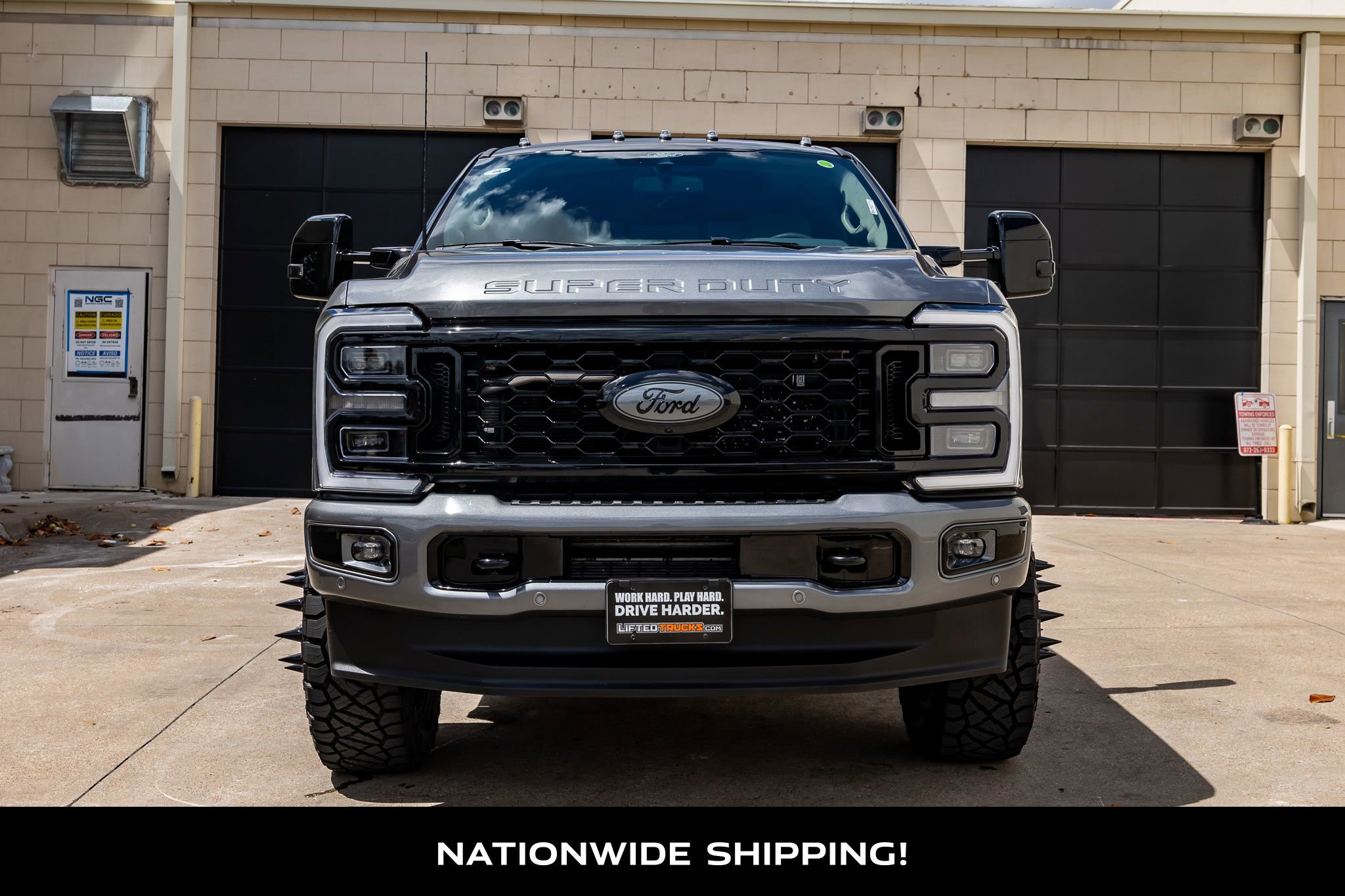Used 2025 Ford F350 Platinum w/ Platinum Plus Package image 4
