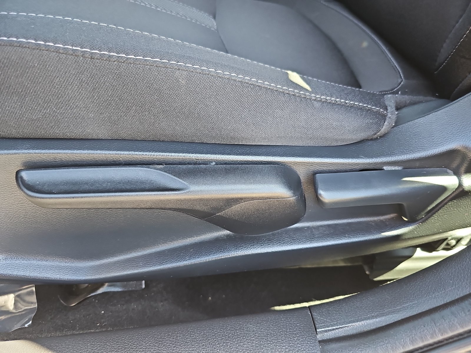Used 2017 Honda Civic EX-T image 30