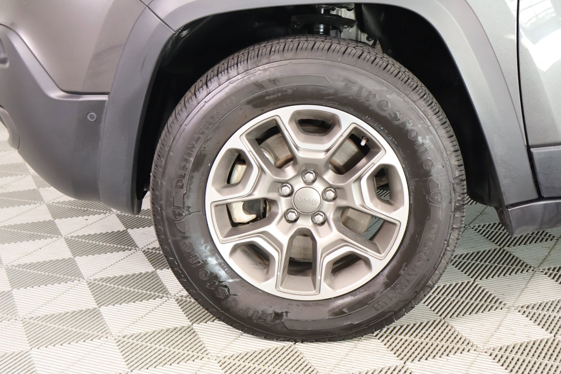 Used 2023 Jeep Cherokee Trailhawk w/ Trailer Tow Group image 19