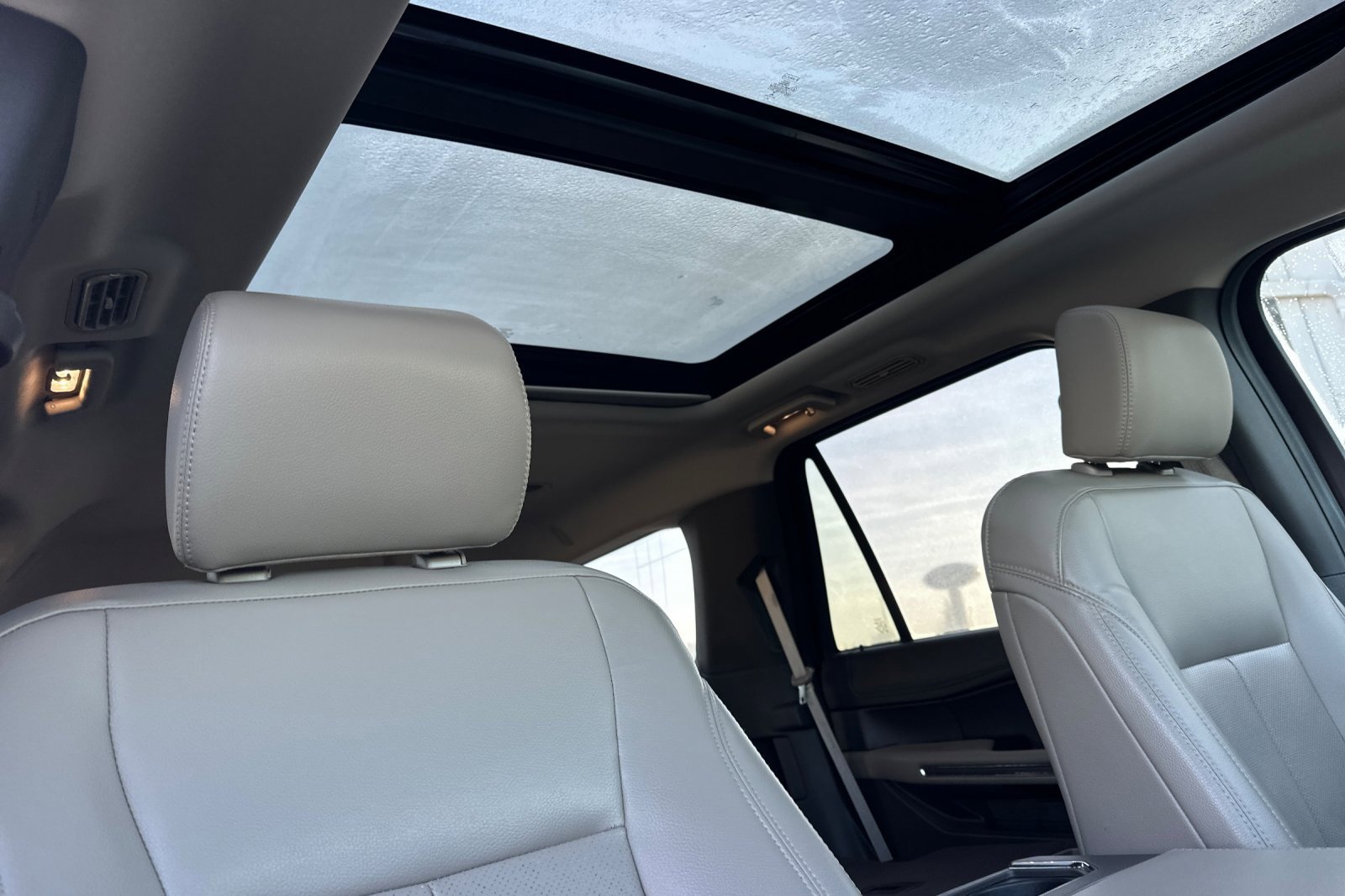 Used 2020 Ford Expedition XLT w/ Equipment Group 202A image 17