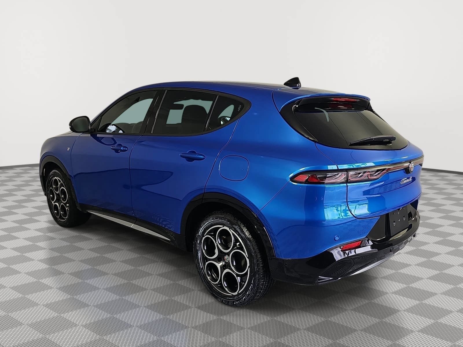 Used 2024 Alfa Romeo Tonale Ti AWD/4WD image 6