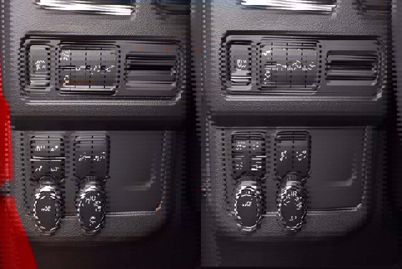 Used 2022 Chevrolet Tahoe RST image 32