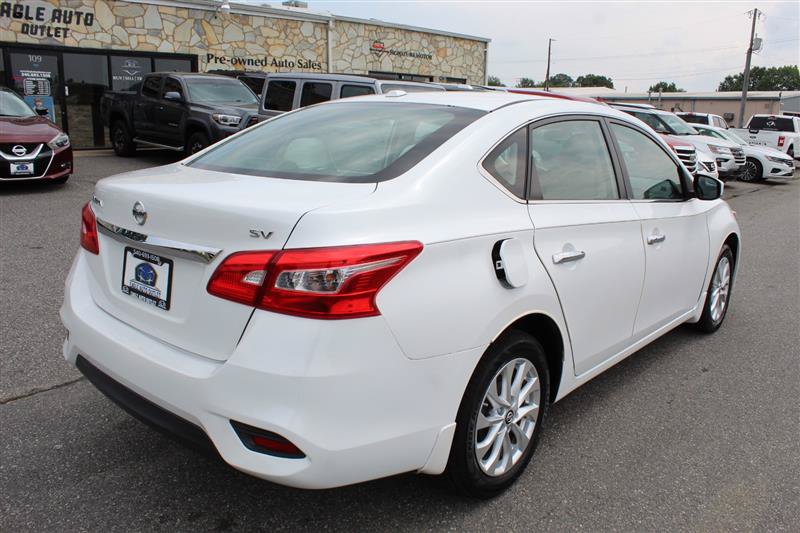 Used 2016 Nissan Sentra SV w/ Driver's Assist Package FWD image 7
