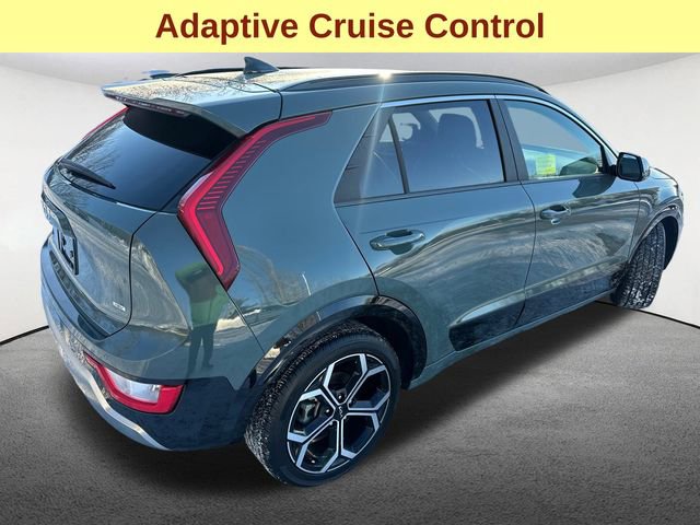Used 2024 Kia Niro EX Touring image 10