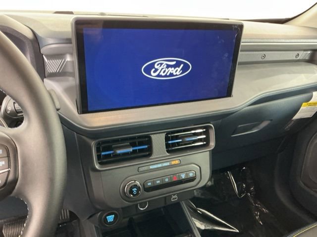 Used 2025 Ford Maverick Lobo AWD/4WD image 19