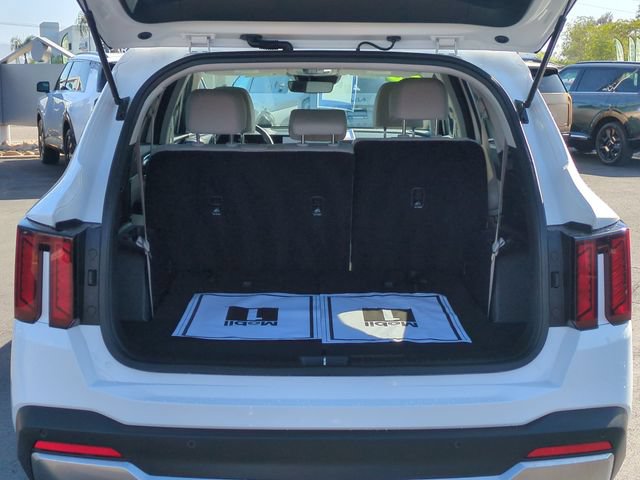 Certified 2025 Kia Sorento S AWD/4WD image 32