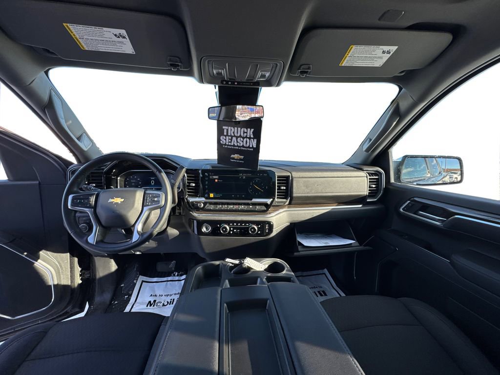 Used 2023 Chevrolet Silverado 1500 LT image 12