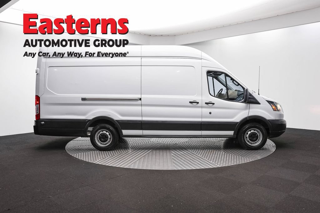 Used 2017 Ford Transit 250 148 High Roof Extended RWD image 4