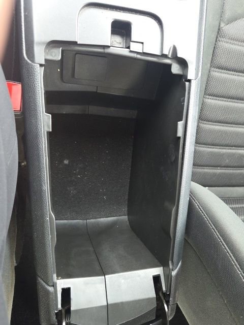 Used 2020 Ford Fusion SE image 36