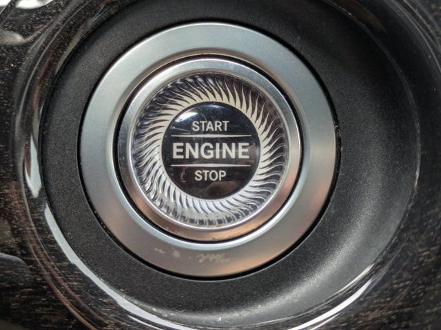 Used 2018 Mercedes-Benz S 450 4MATIC Sedan image 25
