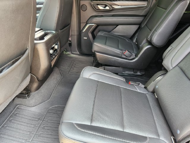 Used 2021 GMC Yukon Denali w/ Denali Ultimate Package AWD/4WD image 31