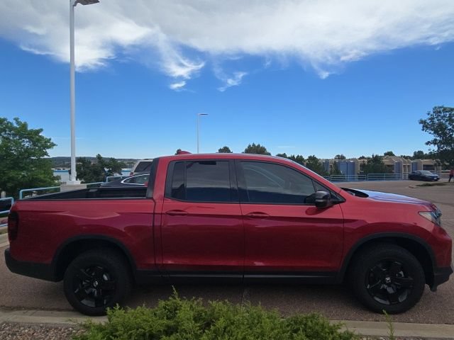 Used 2025 Honda Ridgeline Black Edition image 14