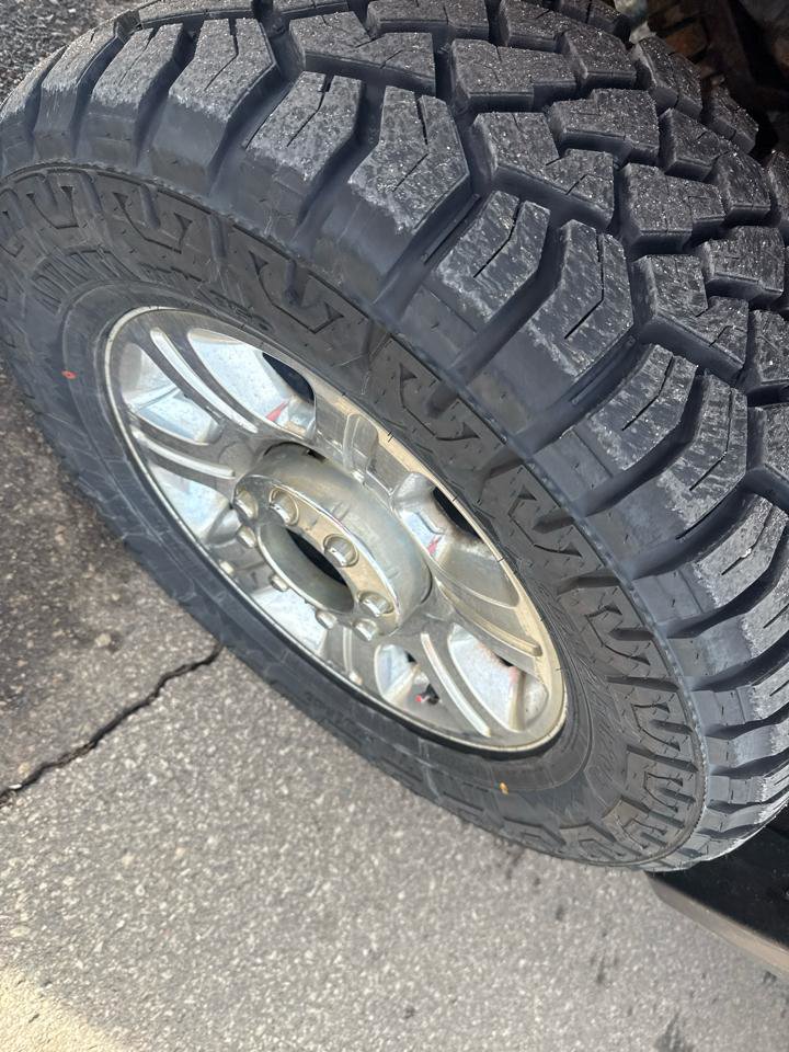 Used 2012 Ford F350 King Ranch w/ King Ranch w/Chrome Pkg image 8