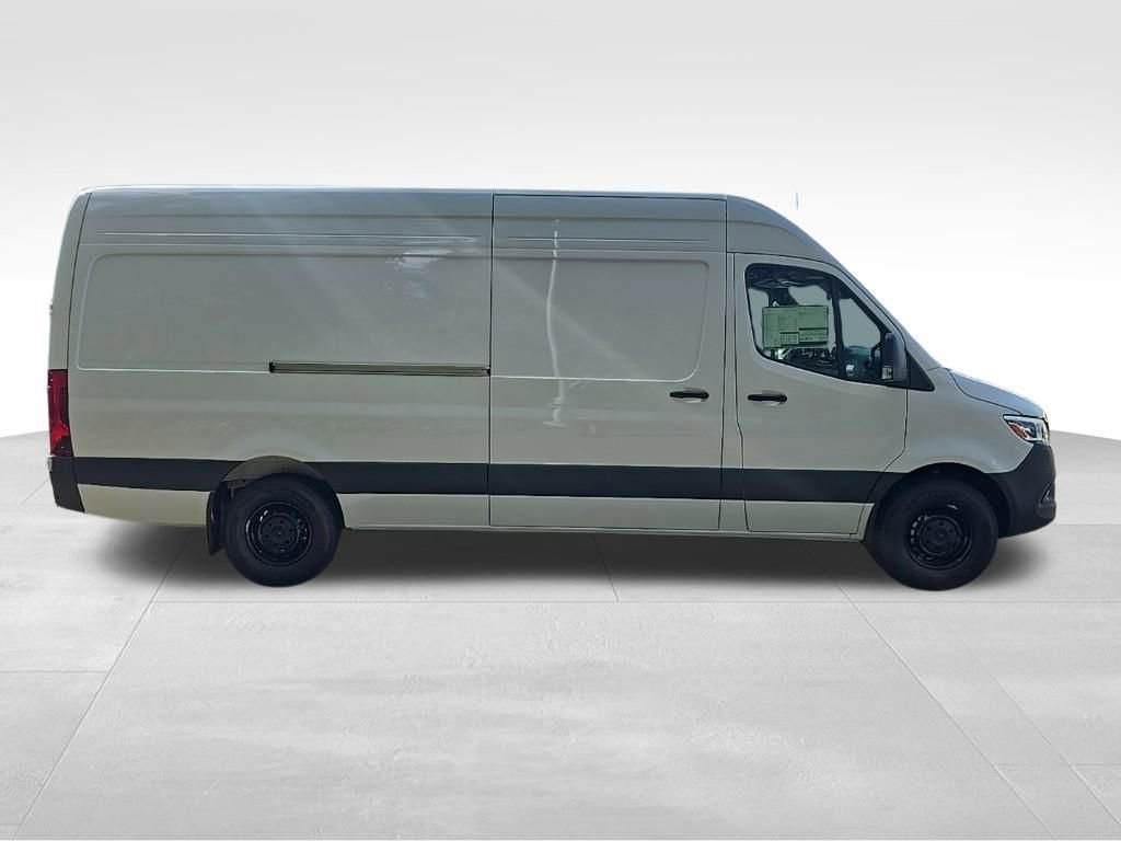 New 2024 Mercedes-Benz Sprinter 2500 image 6