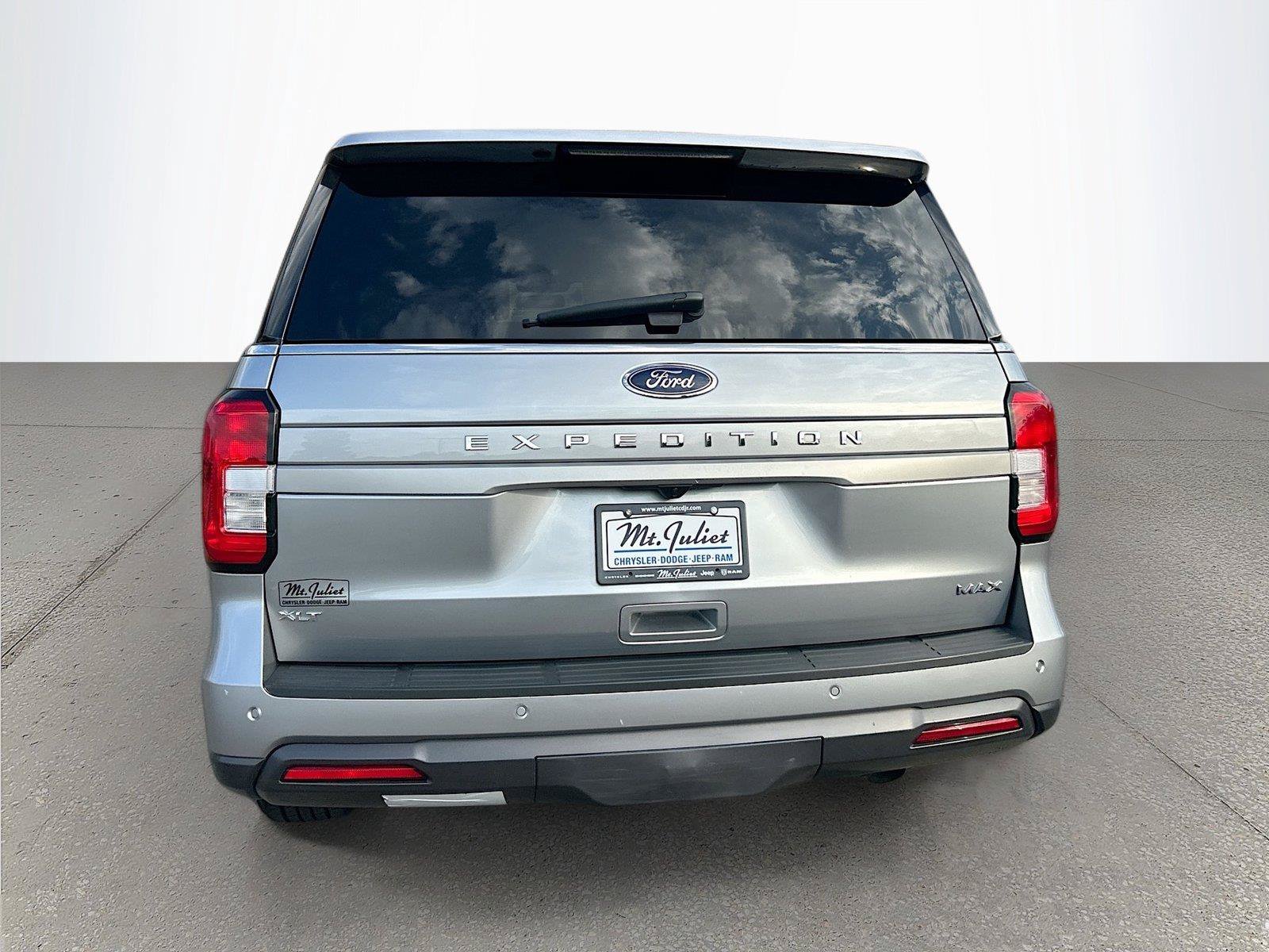 Used 2024 Ford Expedition Max XLT AWD/4WD image 5