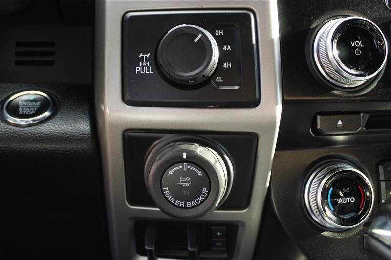 Used 2017 Ford F150 Lariat w/ Equipment Group 502A Luxury image 22