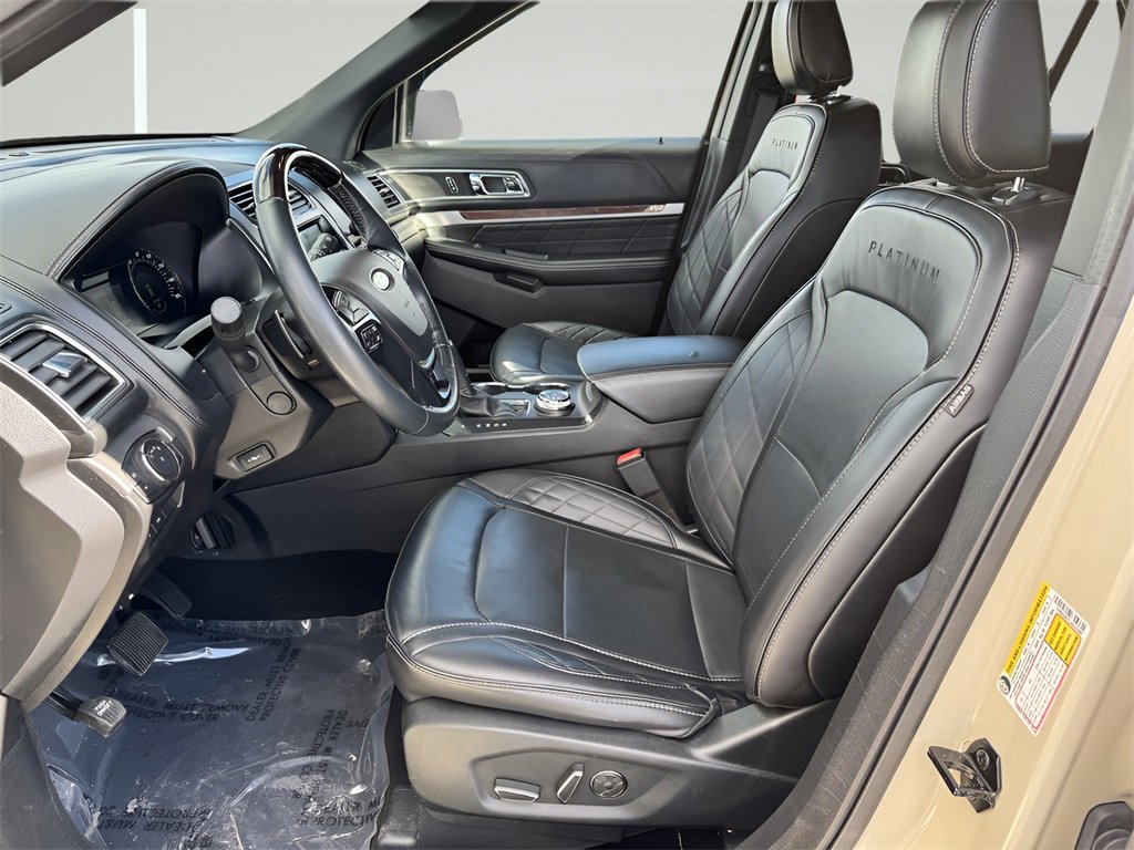Used 2018 Ford Explorer Platinum image 10