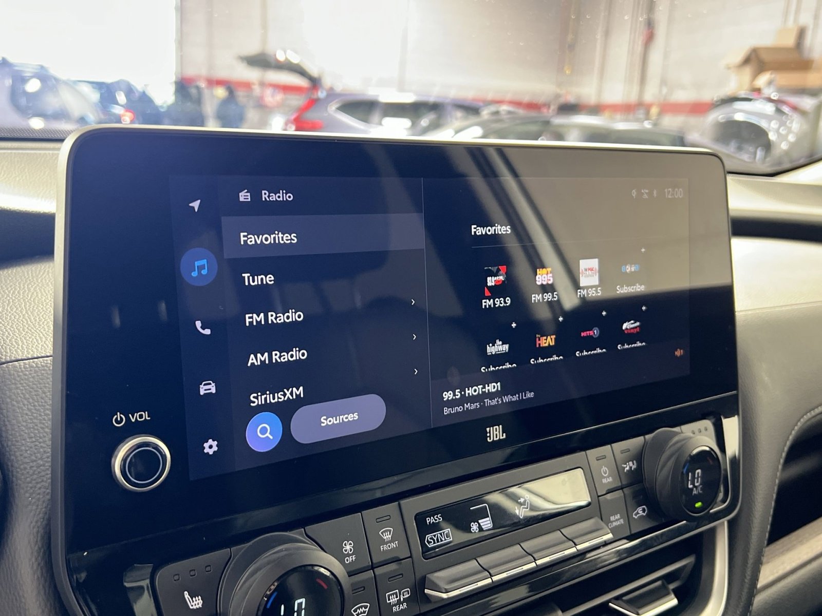 Used 2025 Toyota Grand Highlander Limited image 18