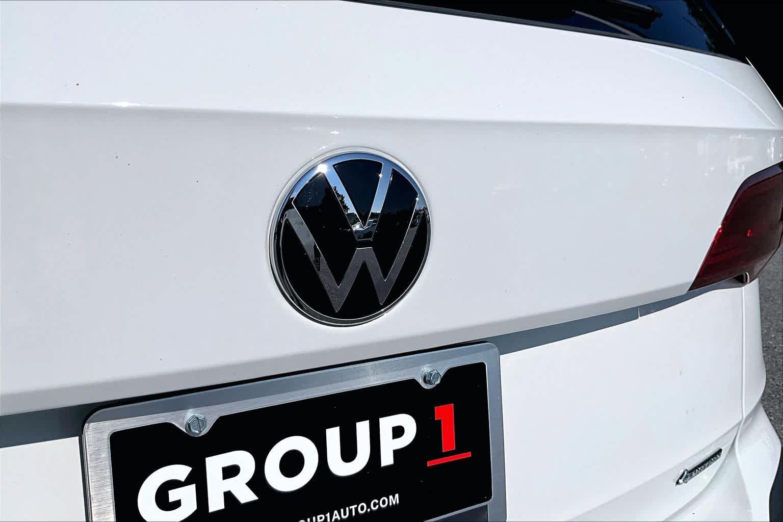 Used 2024 Volkswagen Taos SEL AWD/4WD image 31