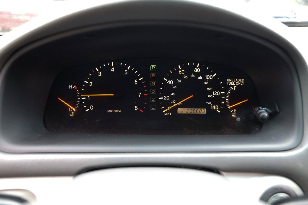 Used 1998 Lexus ES 330 w/ Leather Trim Pkg FWD image 28