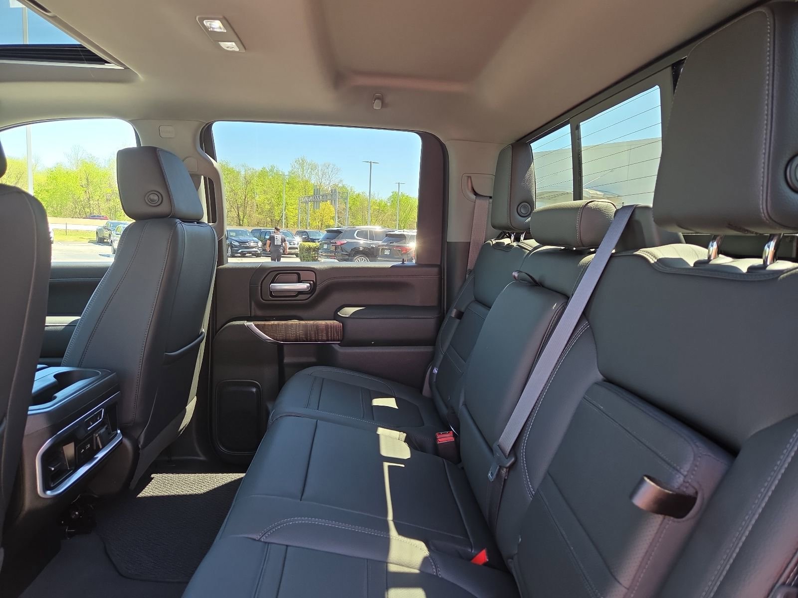 Used 2021 GMC Sierra 3500 Denali w/ Denali Ultimate Package image 10