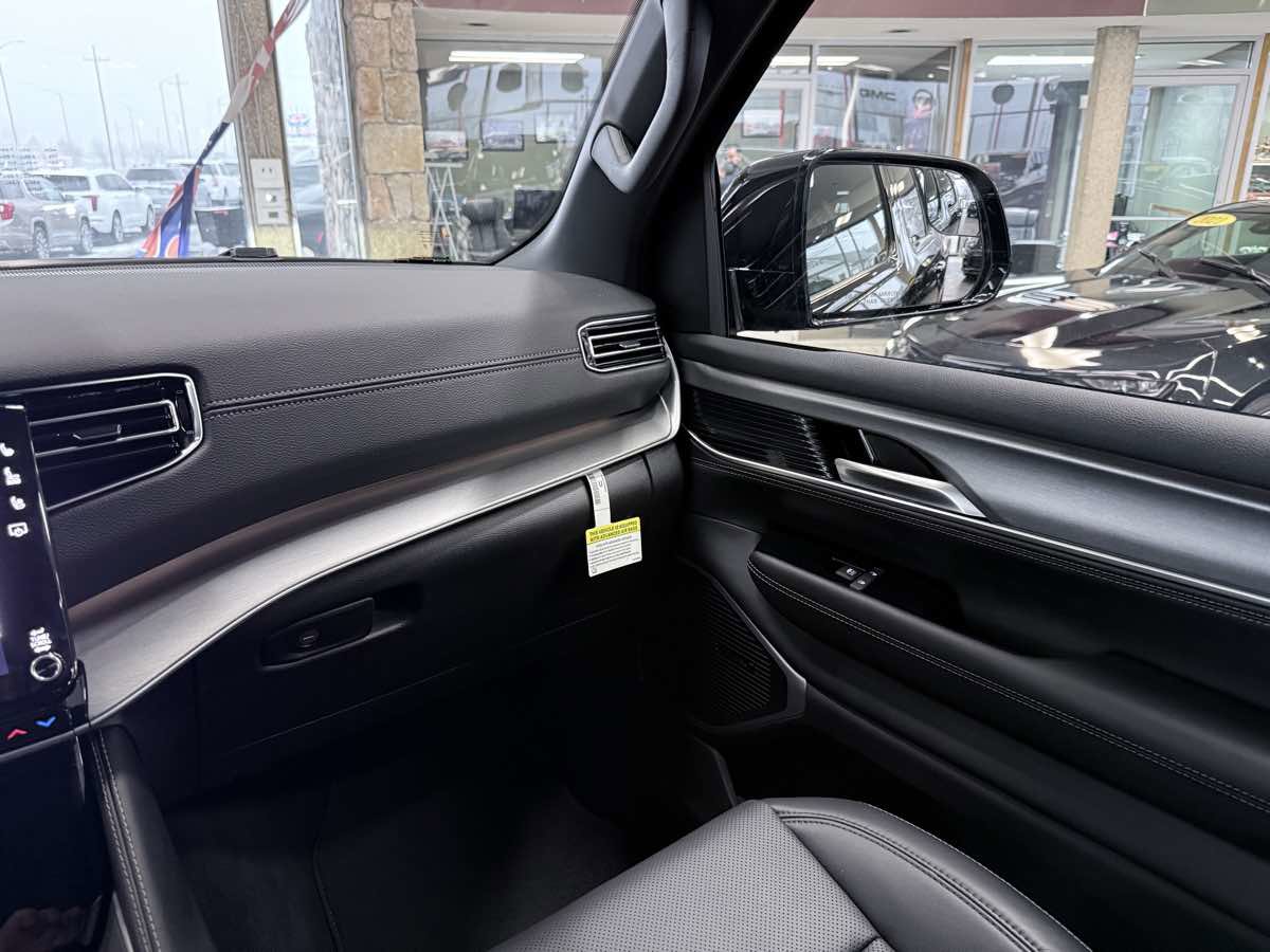 Used 2025 Jeep Wagoneer Series II image 44