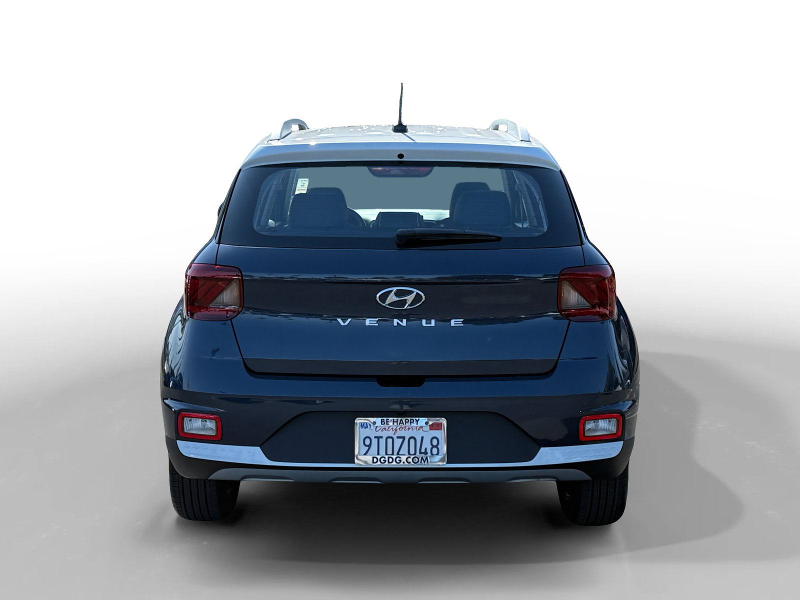 Certified 2025 Hyundai Venue Limited FWD image 4