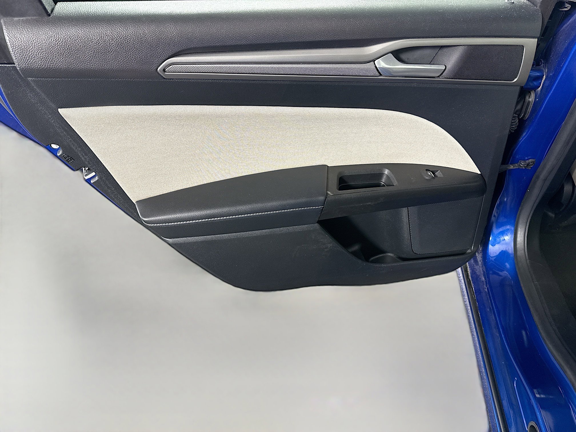 Used 2018 Ford Fusion S image 26