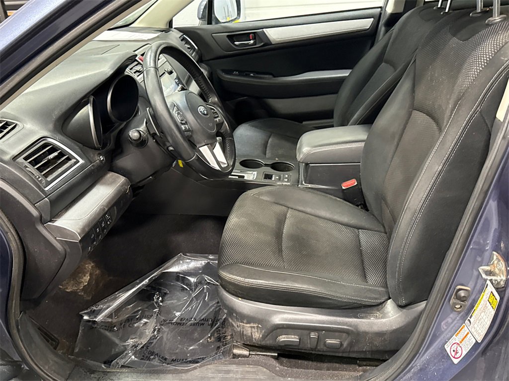 Used 2016 Subaru Outback 2.5i Premium image 6