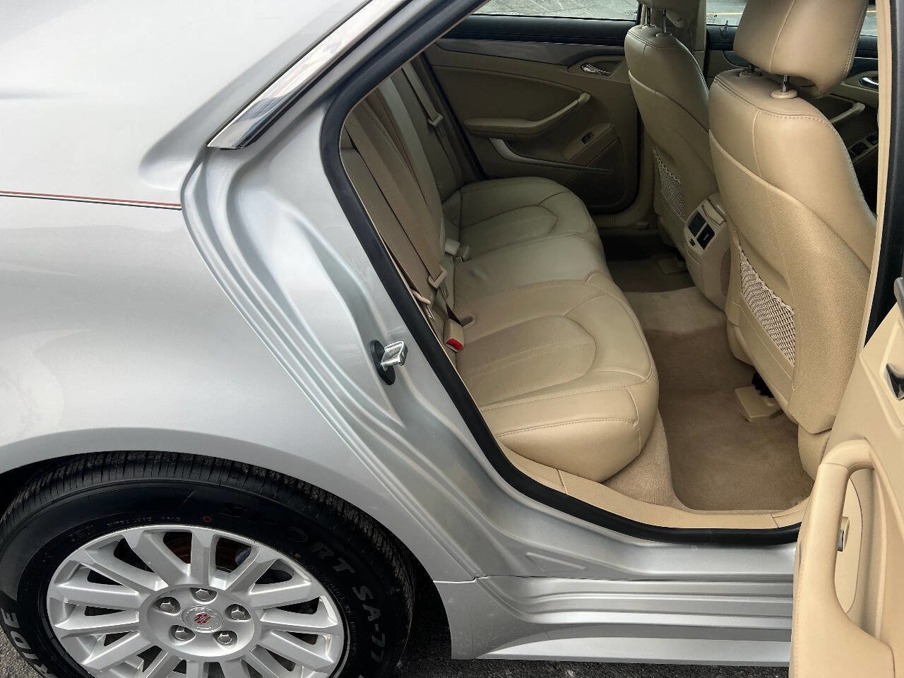 Used 2013 Cadillac CTS Luxury image 22